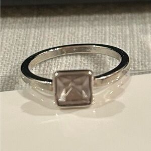 Silver ring with gray faceted square stone. Size 8